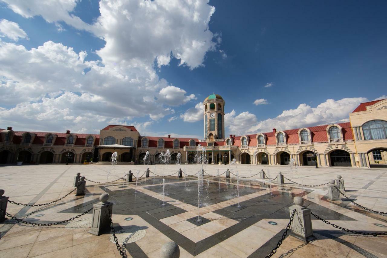 Saat Meydani Nakhchivan المظهر الخارجي الصورة